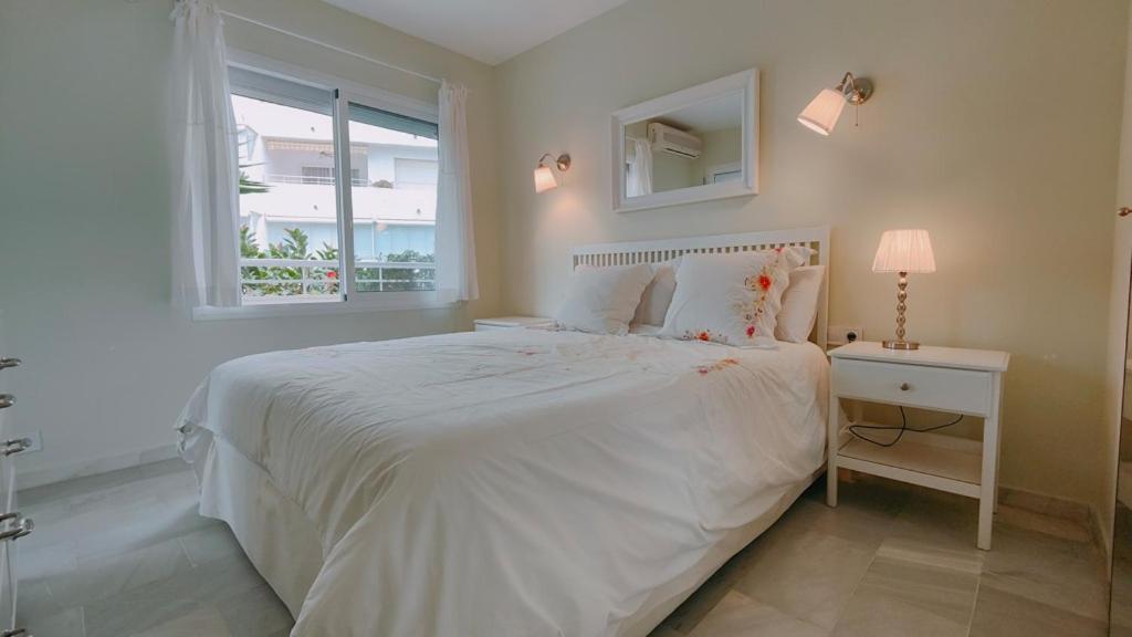 Estrelicia III Apartamento Marbella Exterior foto