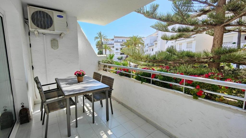 Estrelicia III Apartamento Marbella Exterior foto
